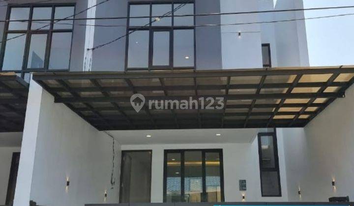 Rumah baru 2 lantai di Rungkut Mapan Surabaya SHM bagus siap huni 1