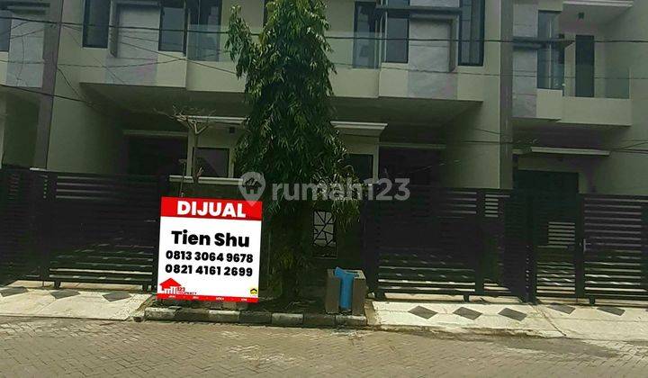 Rumah baru 2 lantai di Mulyosari Prima Utara 1