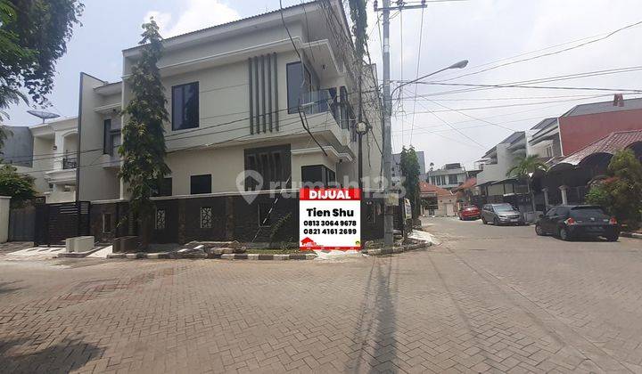 Rumah baru 2 lantai di Mulyosari Prima Utara Surabaya Timur 1