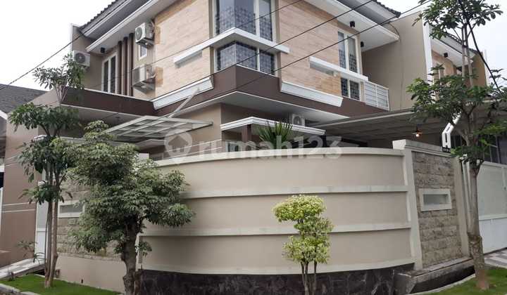 Rumah Bagus 2 Lantai Dekat Kampus Its dan Unair Plus Furnish Baru