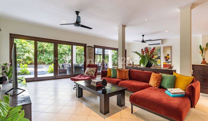 Villa Seminyak 200 m2 Ke Pantai (EMJSEM79) 2