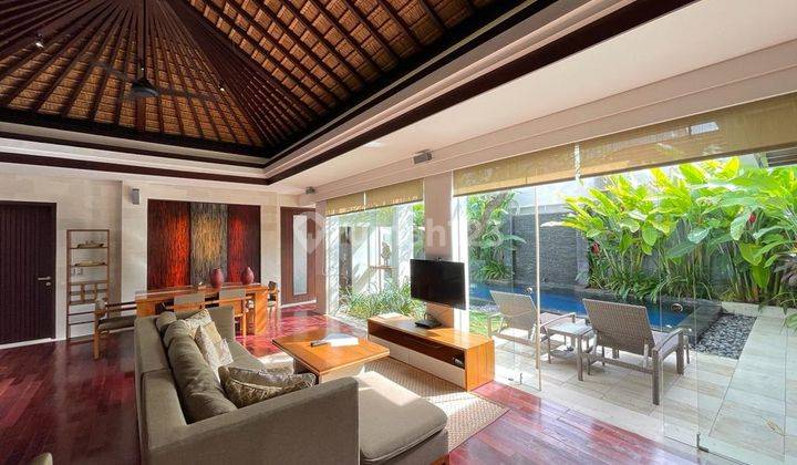 Luxury Villa Jimbaran Dekat Pantai emjjbn75  2