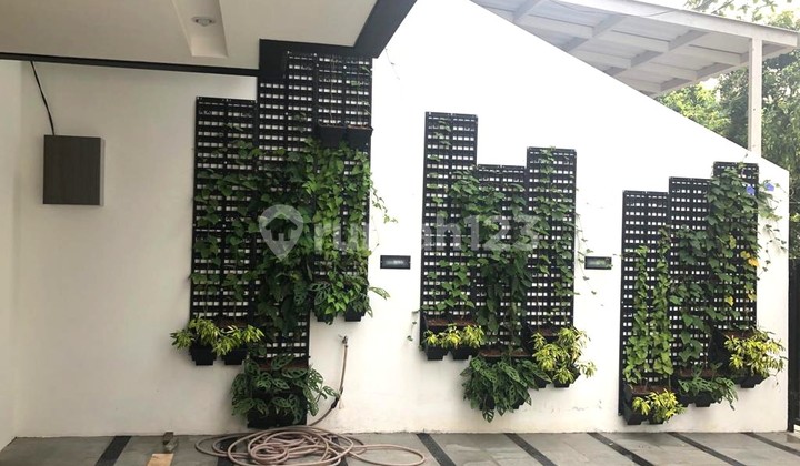 Rumah Sewa Bagus, Bersih, Terawat, 3 Kamar, Cocok untuk Hunian Keluarga, Dekat Pondok Indah Mall 2