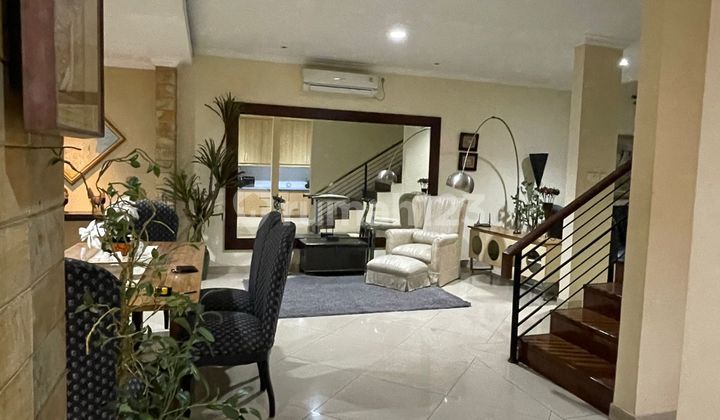 Rumah Cantik, Terawat, Full Furnished, 3 Kamar, Cocok Utk Hunian Keluarga Dekat Pondok Indah Mall 2