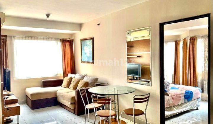 Apartemen Cantik, Bersih, Terawat, 2 Br, Furnished, Lantai Tinggi, di Rasuna Tower 18, Jaksel 1