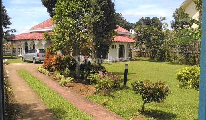 Harga Miring Villa di Cisarua, dekat Hotel Grand USSU 2