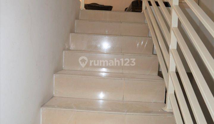 Rumah Bersih, Terawat, Semi Furnished Dekat Mayestik, Jakarta Selatan. 2