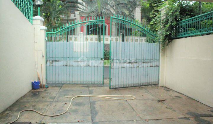 Hitung Tanah, Rumah Lama, 3 Lantai Dekat Rs Pondok Indah 2