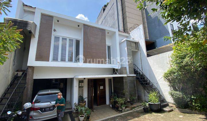 Rumah di Pinggir Jalan Besar, Dekat Ke Senopati Scbd, Jaksel, Cocok Untuk Usaha,  1