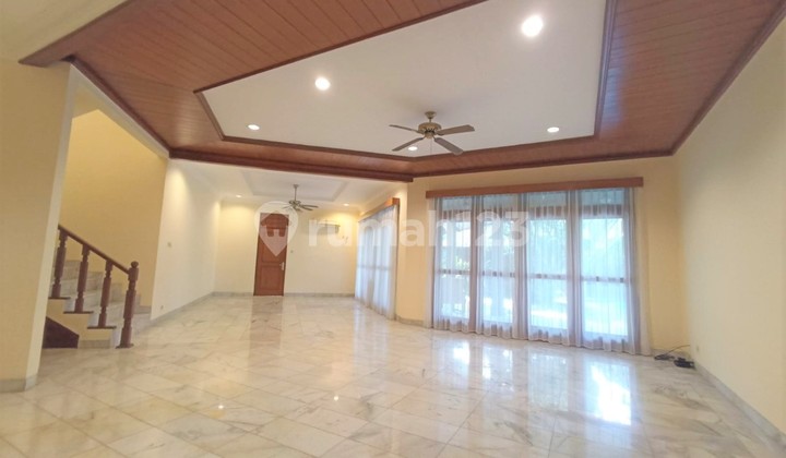 Mewah, Cantik, Terawat, Siap Huni, Rumah 2 Lt Dekat Hero Kemang Villa