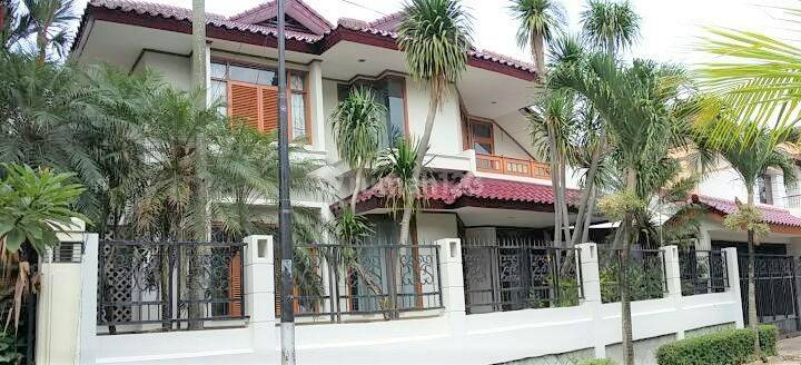 Rumah Bagus, Terawat, Kokoh, 5 Kamar, Dlm Cluster Premium di Bintaro Jaya 1