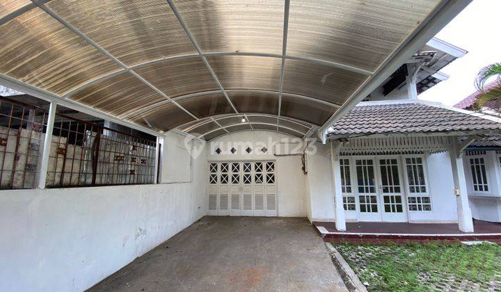 Bagus, Rumah Pinggir Jalan Besar, 4 Kamar, Cocok Untuk Usaha, Kantor, Klinik, Rumah di Sektor 1 Bintaro Jaya 2