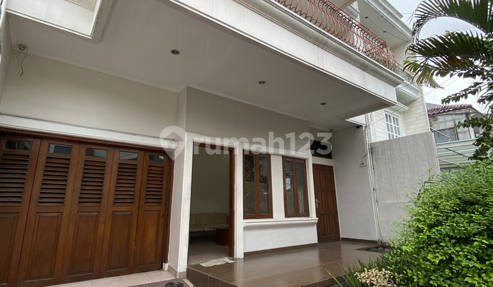 2-Storey House, Good, Clean, Well-Maintained, 3 Bedrooms, in Pondok Indah, Suitable for Family Residence