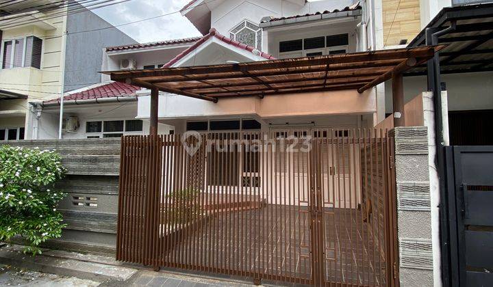 Rumah 2 Lantai, Full Furnished, 5 Kamar di Pondok Indah, Cocok U Hunian Keluarga 1