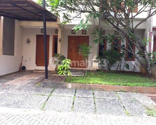 Bagus, Rumah 2 Lantai, 4 Kamar, Cocok Utk Hunian Keluarga di Bali View, Cirendeu 1