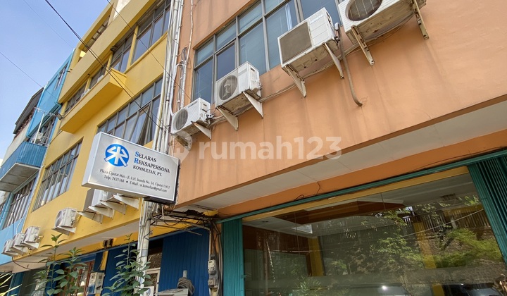 3-Story Shop House, Inside a Commercial Complex, Spacious Parking, at Plaza Ciputat Mas, Near Lebak Bulus MRT 3-Story Shop House, Inside a Commercial Complex, Spacious Parking, at Plaza Ciputat Mas, Near Lebak Bulus MRT