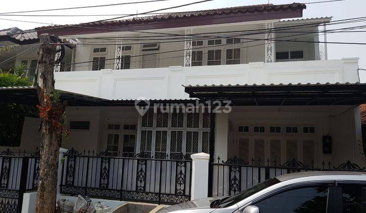 Rumah Bagus, Terawat, Semi Furnished, 4 Kamar, Di Gandaria, Kebayoran Baru, Cocok u Hunian Keluarga 1