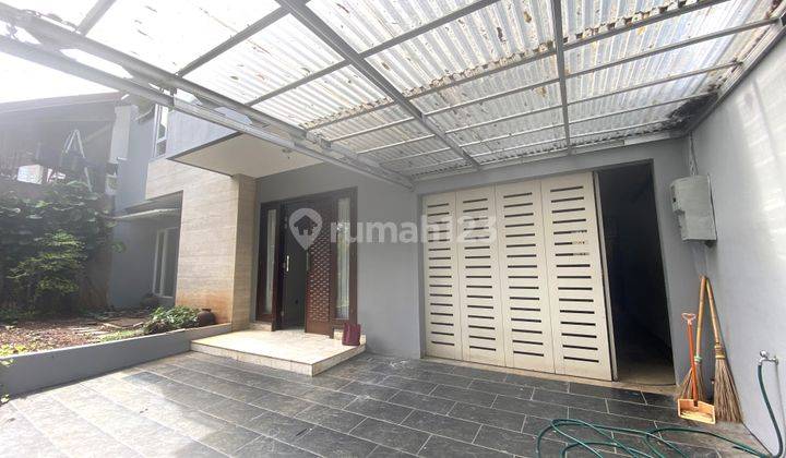 Modern, Bagus, Mewah, Semi Furnished, 6 Kamar, Ada Kolam Renang, Di Pondok Indah 2