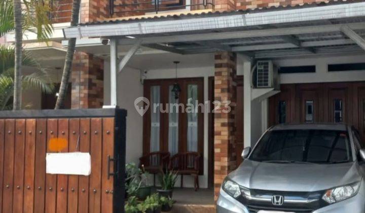 Rumah Bagus, Terawat, 3 Kamar di Kebayoran Baru, dekat Senopati dan SCBD, Cocok untuk Hunian Keluarga 1