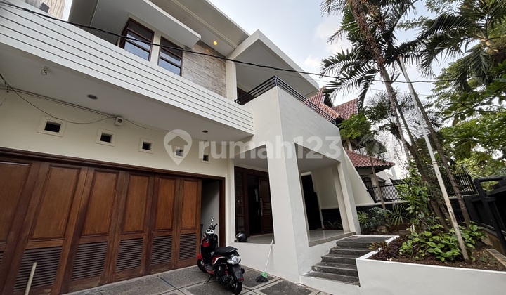 Bagus, Bersih, Terawat, Semi.furnished , 3 Kamar, Dekat Sekolah B M 400 Pd Indah, Cocok Utk Keluarga Bagus, Bersih, Terawat, Semi.furnished , 3 Kamar, Dekat Sekolah B M 400 Pd Indah, Cocok Utk Keluarga