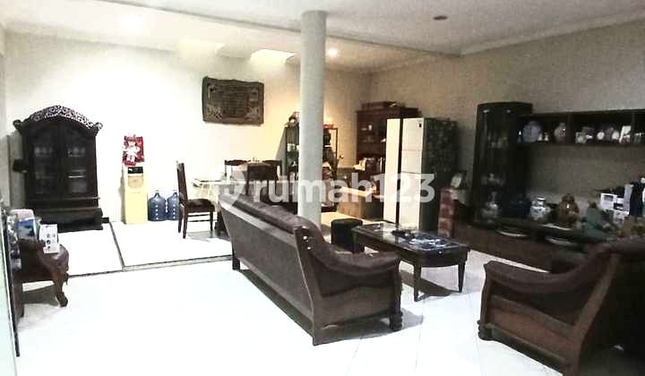 Jual Cepat, Rumah Lama, Layak Huni, 4 Kamar, dekat Mc Donalds' Bintaro, Sektor 9 Bintaro Jaya