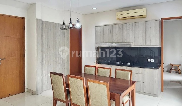 For Sale Rumah Bagus, Bersih, Terawat, 2 Lantai, 4 Kamar, dekat Pondok Indah Mall, Cocok u Hunian Keluarga