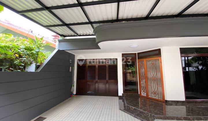 Bagus, Bersih, Terawat, Semi Furnished, 4 Kamar, Dekat Senopati Scbd, Cocok U Hunian Atau Silent Office