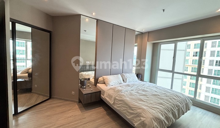 Luxury Apartment, Nice, 3 Bedrooms, Fully Furnished, High Floor at Gandaria Heights, Suitable for Family Living