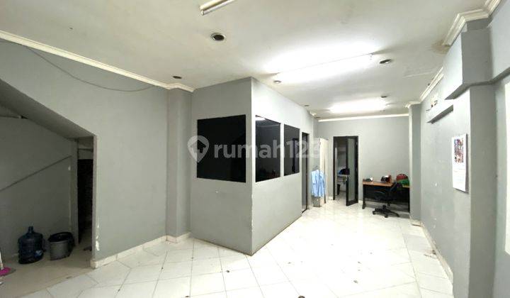 Ruko 4 Lantai, Unfurnished, Lokasi Strategis di Blok S, Kebayoran Baru, Cocok Utk Kantor, Klinik, Cafe, Resto 2