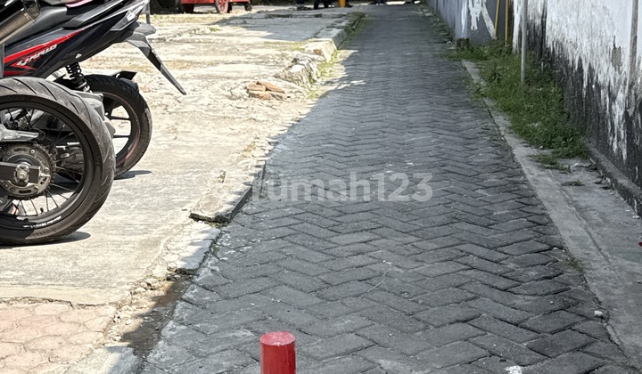 Land Area 203m², Freehold Certificate at Jl. Cut Nyak Dien No.10, RT. 10/ RW. 3, Kadipaten, Bojonegoro, East Java M² Land Area 203m², Freehold Certificate at Jl. Cut Nyak Dien No.10, RT. 10/ RW. 3, Kadipaten, Bojonegoro, East Java M²