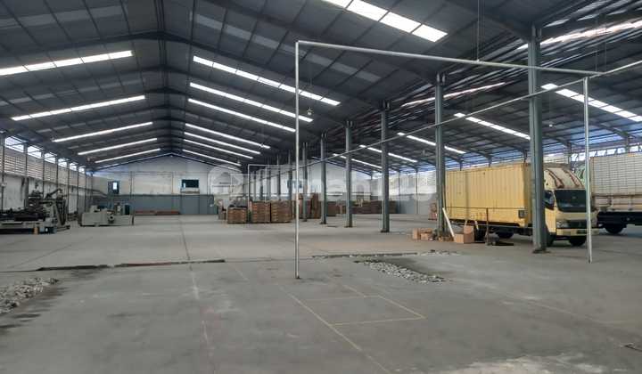 Factory for Rent 5,360m2 Building Near Cikarang Toll Access in Lippo Cikarang Factory for Rent 5,360m2 Building Near Cikarang Toll Access in Lippo Cikarang