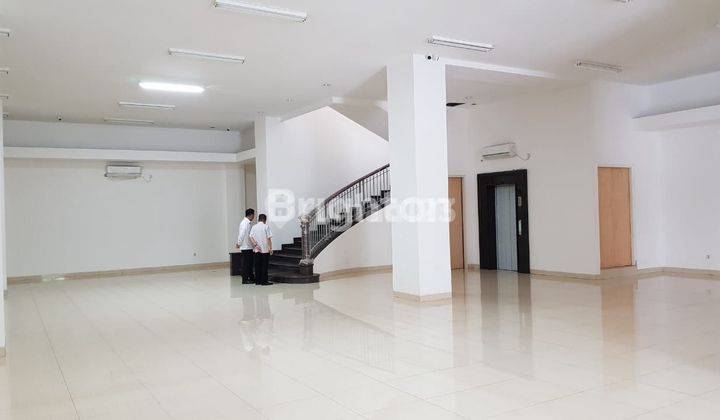 GEDUNG KANTOR STRATEGIS RAYA JEMURSARI DEKAT AHMAD YANI, RUNGKUT, PLAZA MARINA 1