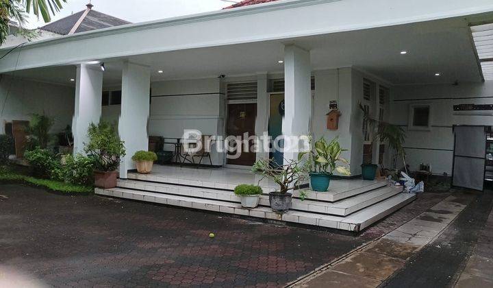 RUMAH TERAWAT KAPUAS DEKAT RAYA DARMO, APOTEK KF, TAMAN BUNGKUL 2