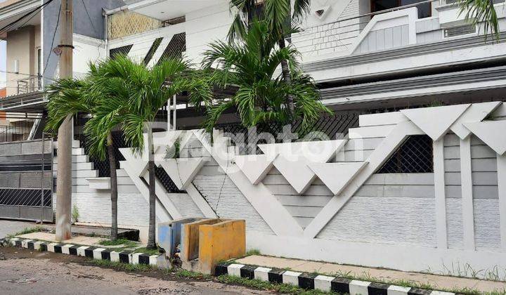 RUMAH SANGAT TERAWAT DEKAT UNAIR DI DHARMAHUSADA INDAH SURABAYA 1