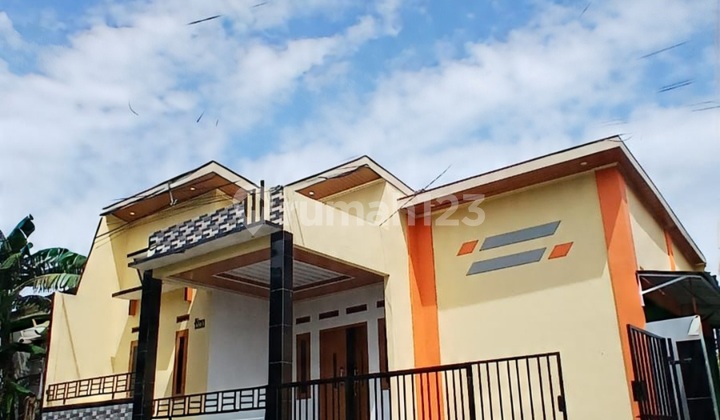 Jarang Ada Rumah dan Kios di Hook di Tangerang Dekat Stasiun