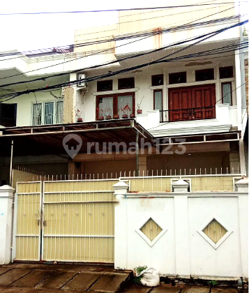 Rumah Kelapa Gading Bangunan 3 Lantai