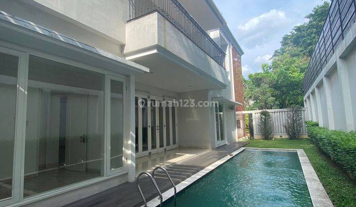 Rumah BrandNew  Bintaro Jakarta Selatan - Swimming Pool - Hanya 5 Menit ke Tol 1