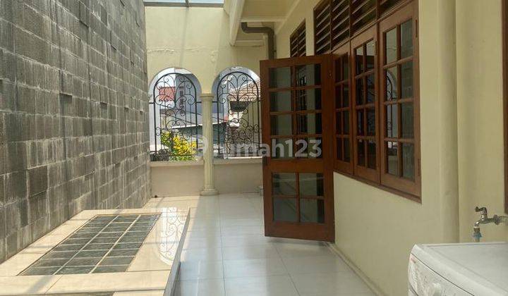 Rumah Pondok Indah Hoek Harga Beda Tipis Njop 2