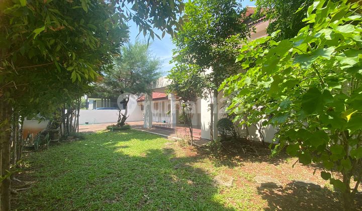 Pondok Indah House Bali Style Building Facing East 2