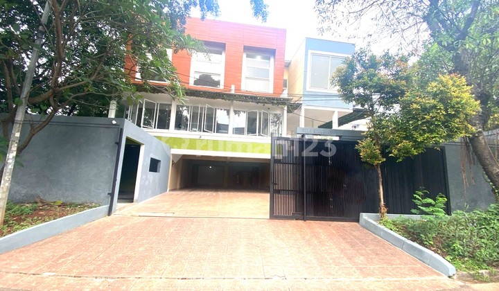 Rumah Pondok Indah siap Huni Lokasi Tenang