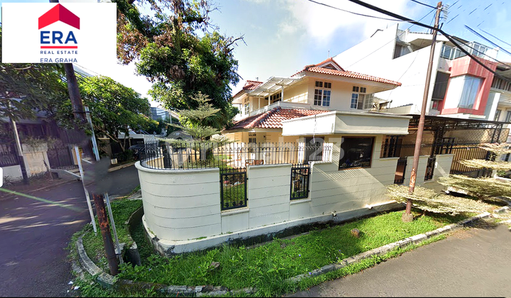 Rumah Pondok Indah Hadap Utara akses jalan lebar