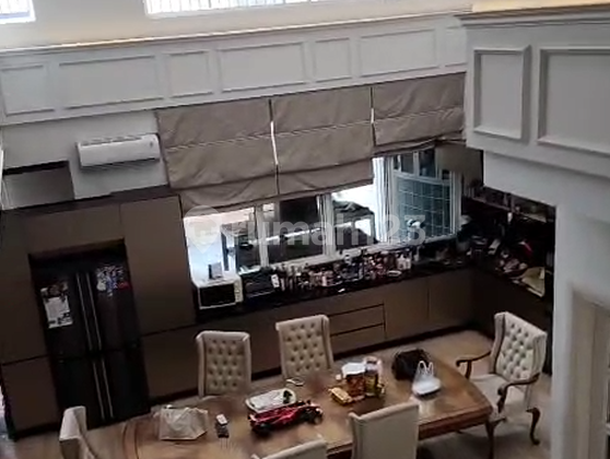 Rumah Mewah Desain Elegan Pondok Indah Hadap Timur