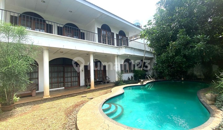 Rumah Pondok Indah Hadap Utara 