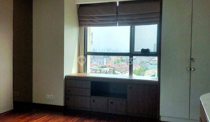 Unit Favourite Wang Residence 3 Kamar 170 M2 Furnished Private Lift 2