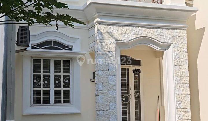 Rumah 2 Lantai Classic Angel Residence Jauh Dari Hrg Developer 3,4 Milyar  1