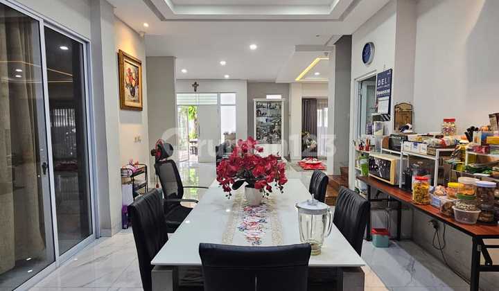 Semi-Furnished House Ready to Occupy in Latin American Cluster – Green Lake City