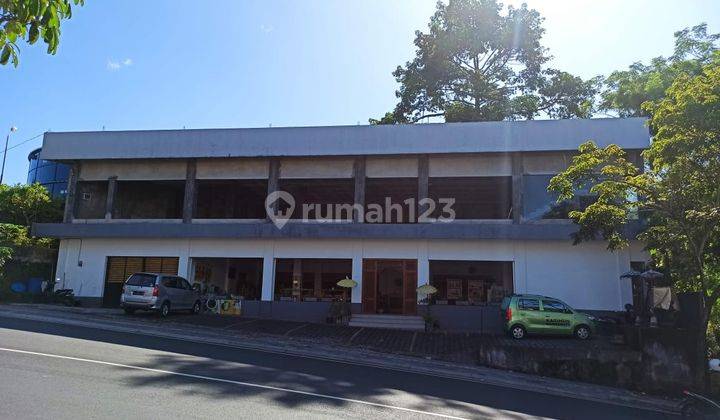 Ruko Luas dan Lebar di lan di Jalan Utama Siligita Nusa Dua 1