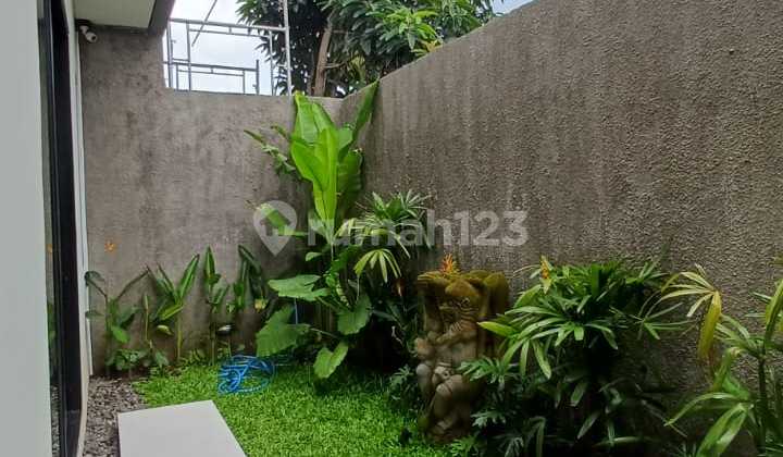 New House Bale Dame Kesiman Near Sekolahdyatmika