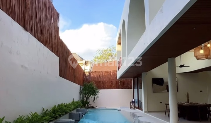 VILLA KARTIKA PLAZA KUTA BADUNG, BALI
