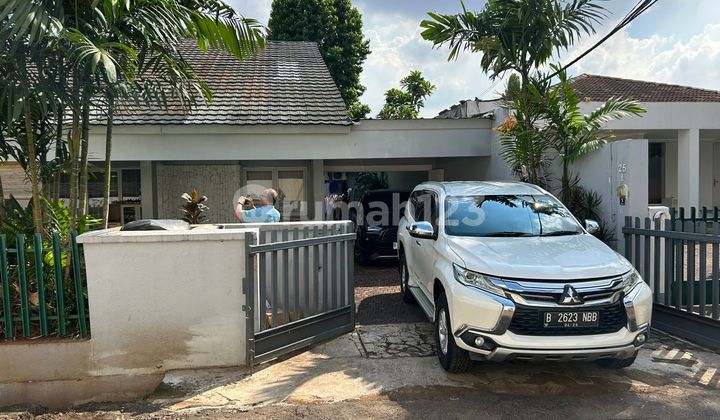 Rumah Asri Di Lingkungan Elit Kemang